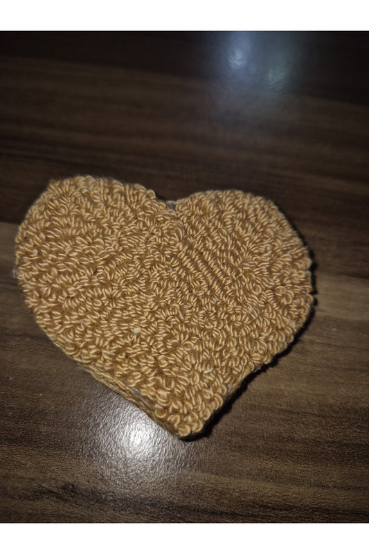 KAHVERENGİ BÜYÜK BOY KALPLİ PUNCH TOKA