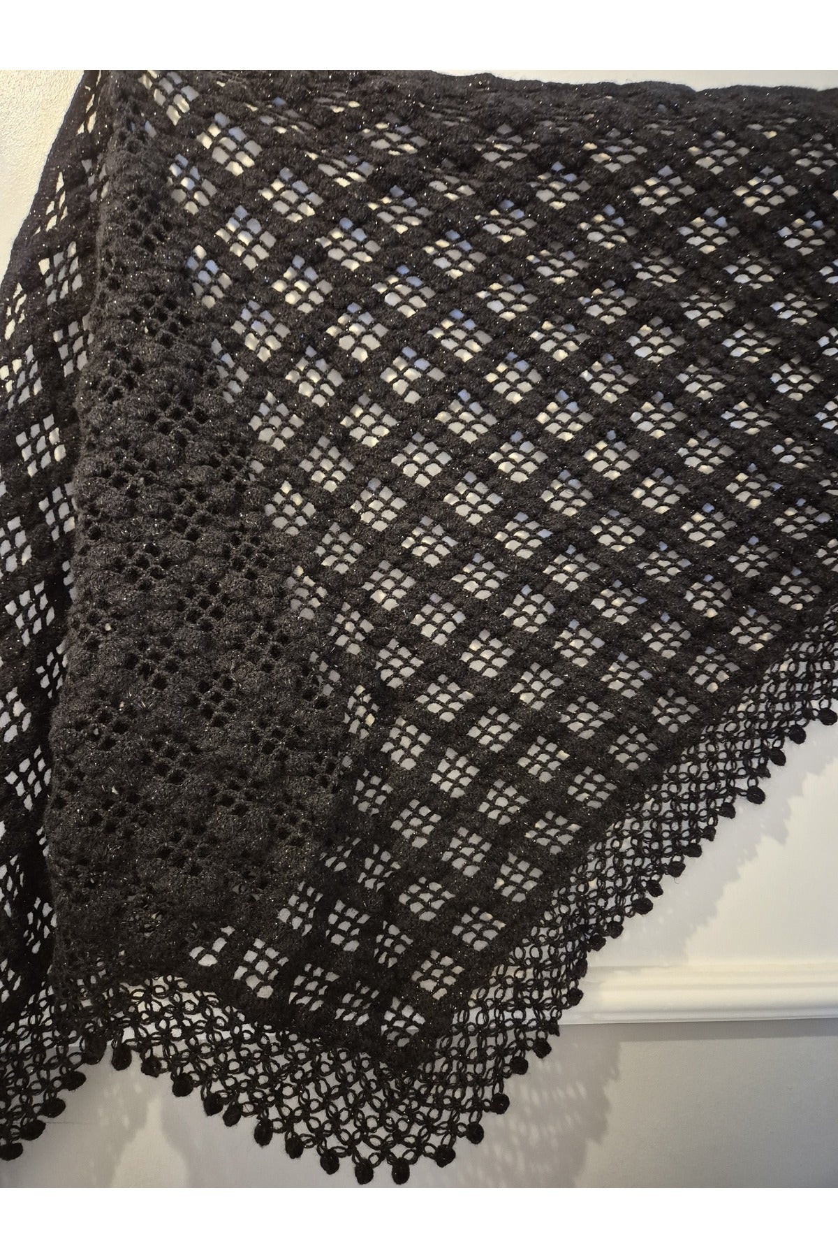 Siyah Kare Pıtırcıklı Örgü Şal