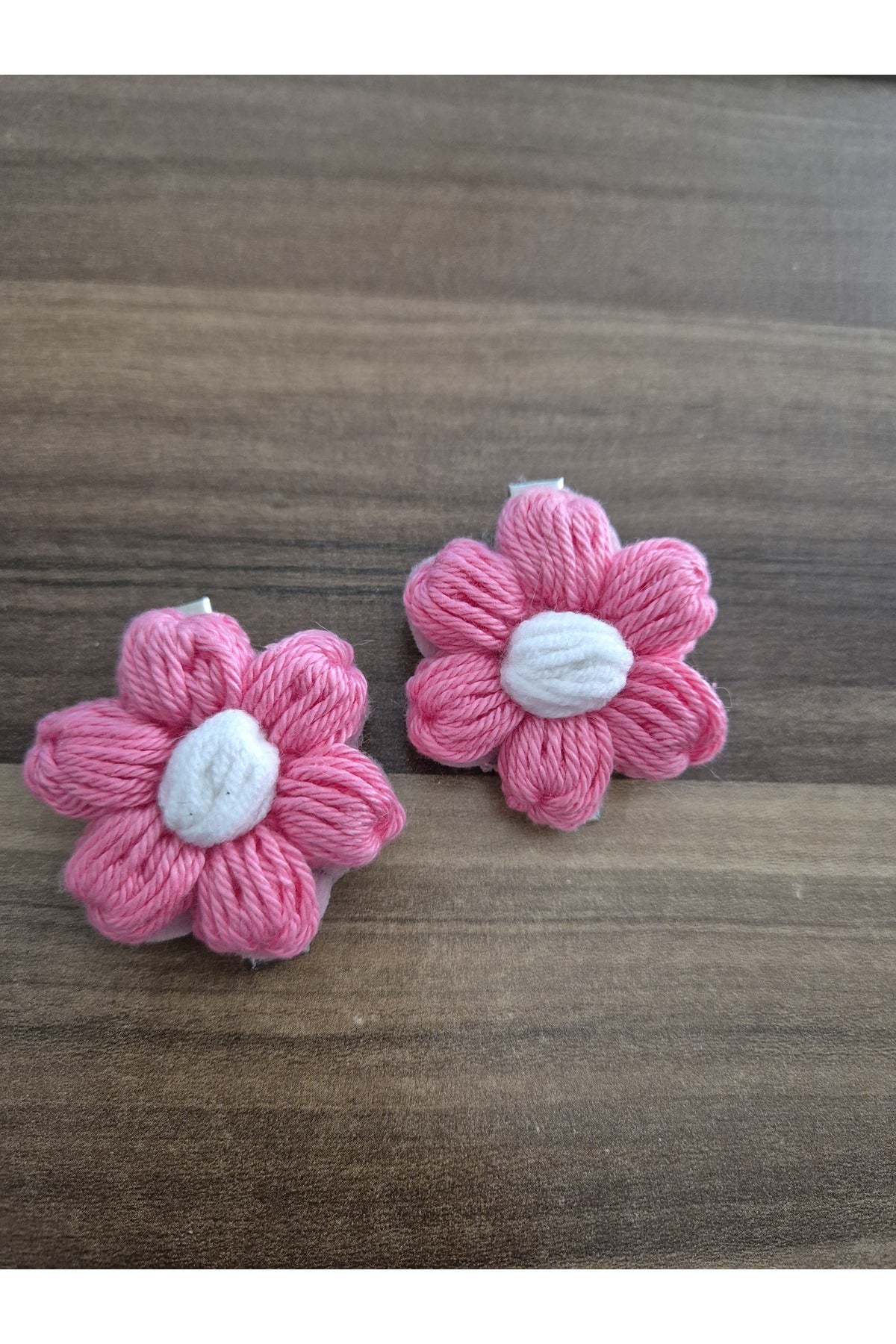 PEMBE BEYAZ PAPATYA ÖRGÜ TOKA