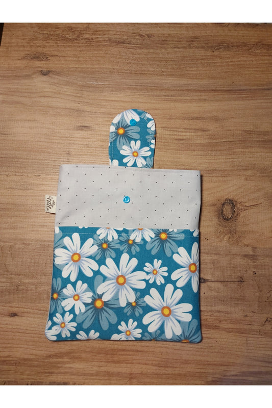 Mavili Çiçekli Kitap Kılıfı