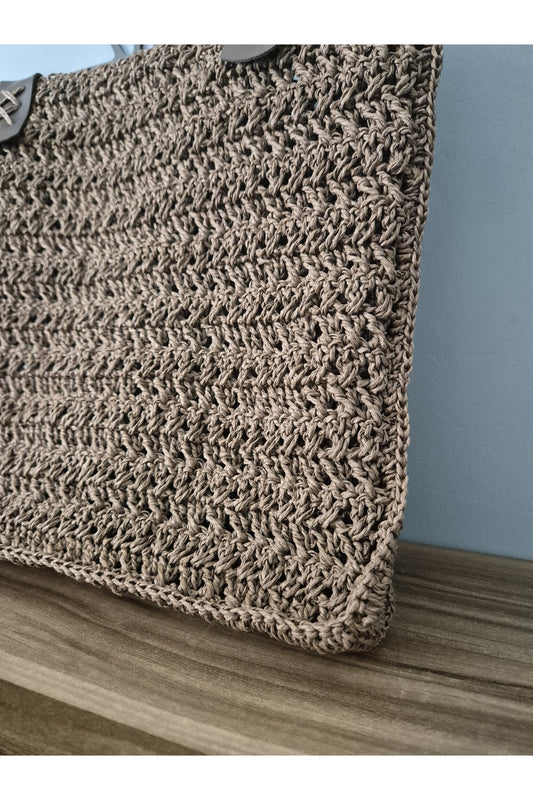 Kahverengi el örgüsü kağıt ip büyük omuz çantası