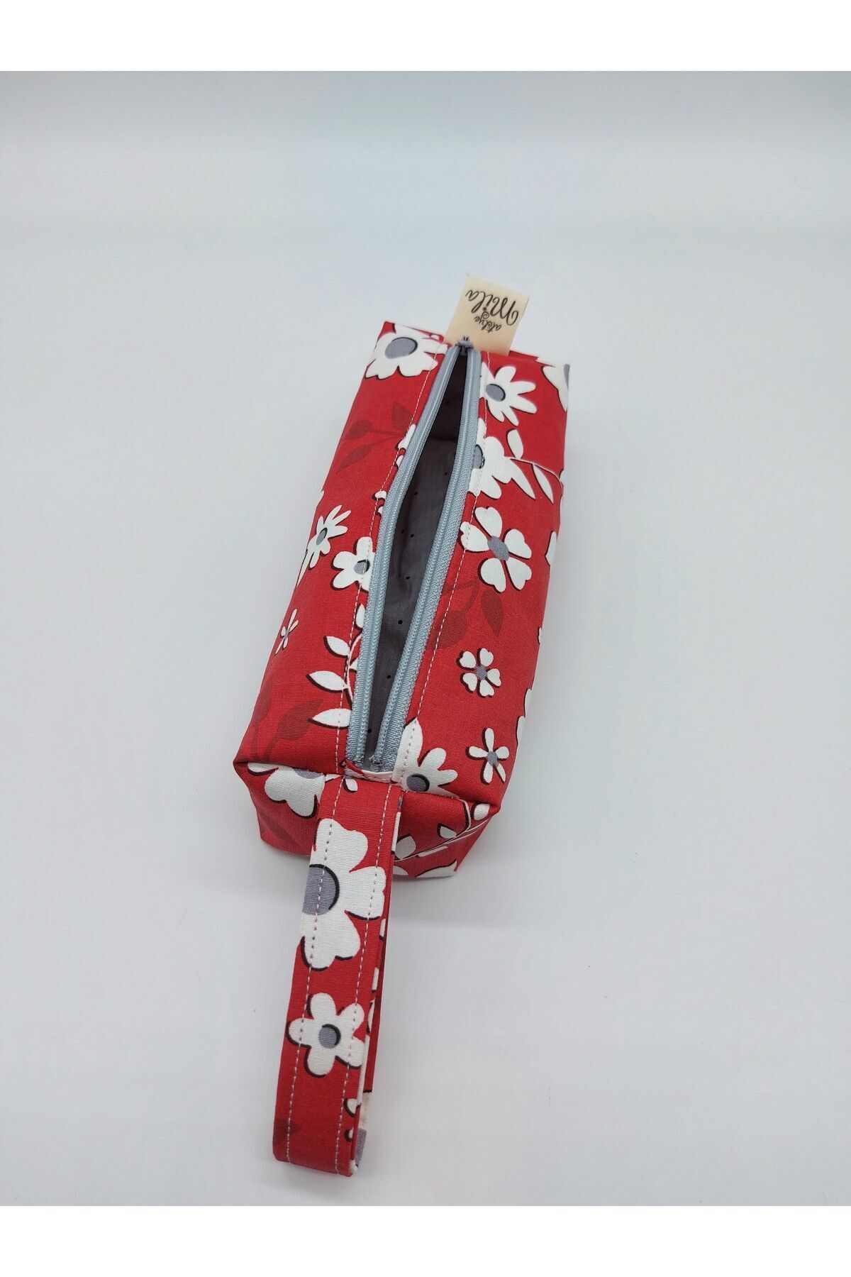 KIrmızı Beyaz Çiçekli Kalem Kutusu