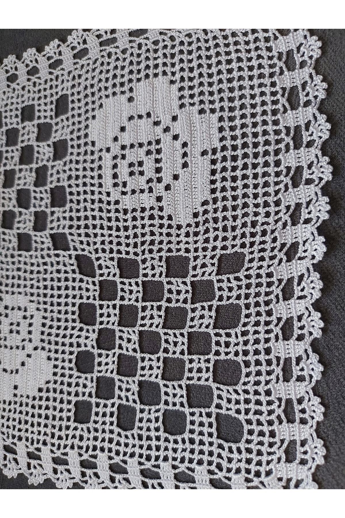 KAre Çiçekli Dantel Peçete Takımı