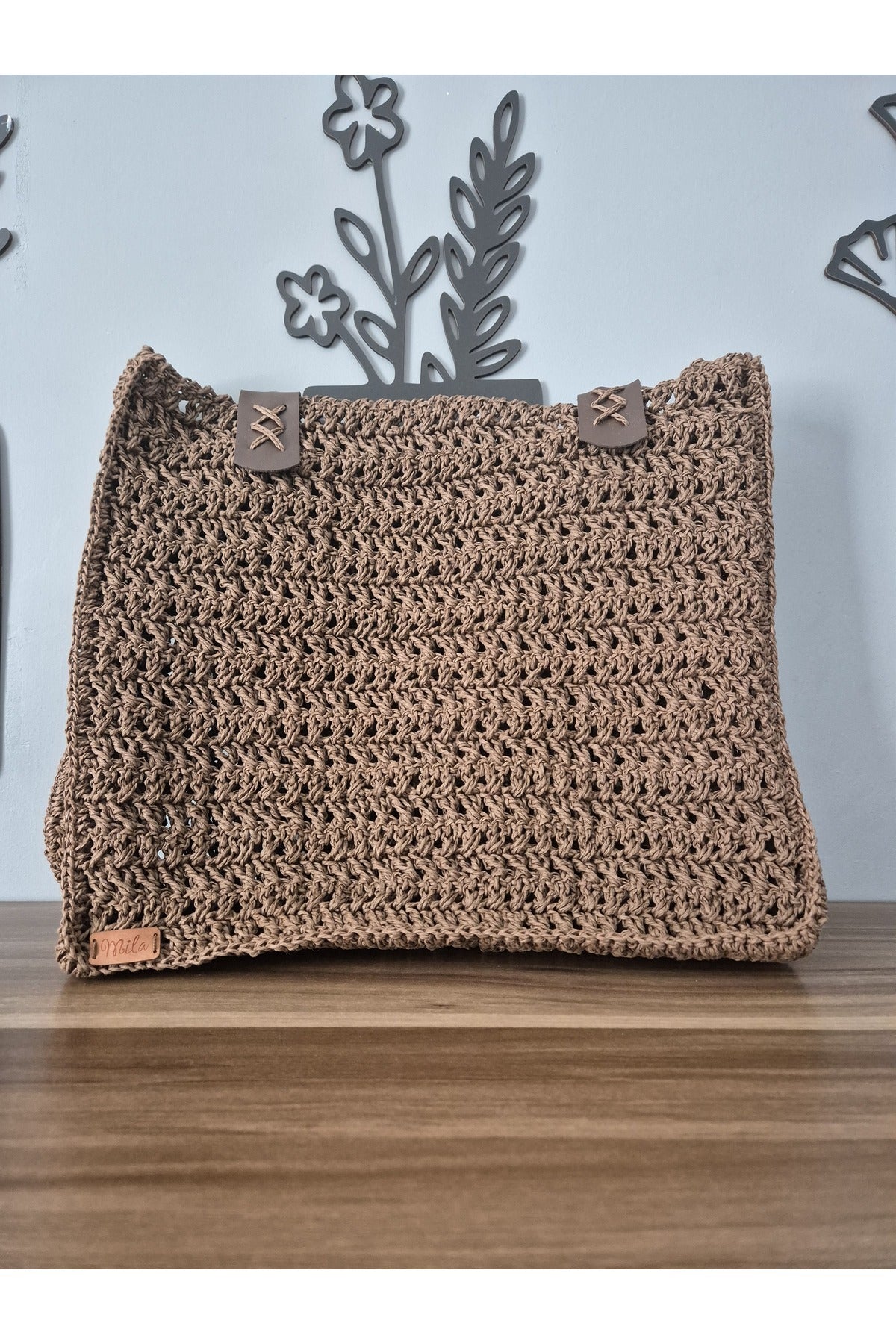 Kahverengi el örgüsü kağıt ip büyük omuz çantası