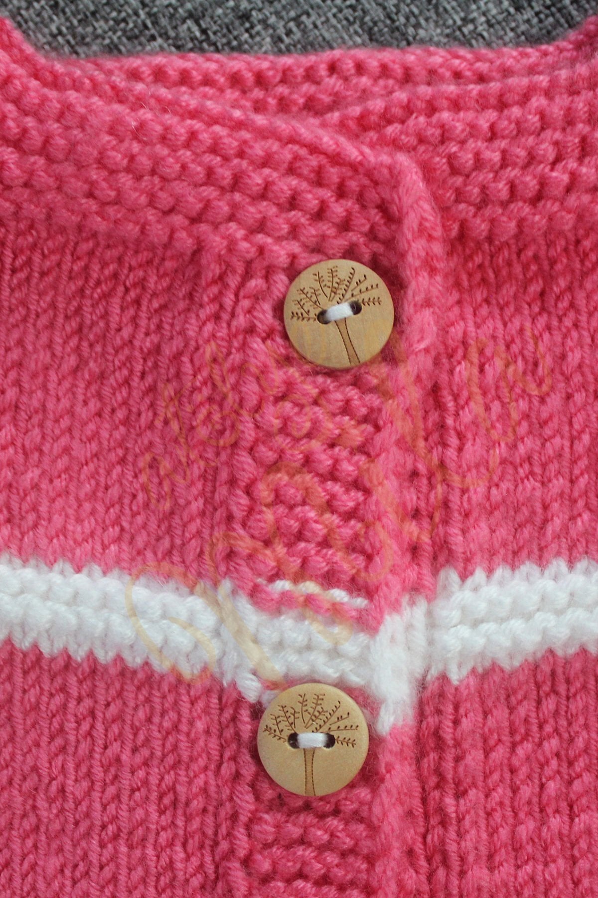 Pembe - Beyaz El Örmesi Yelek