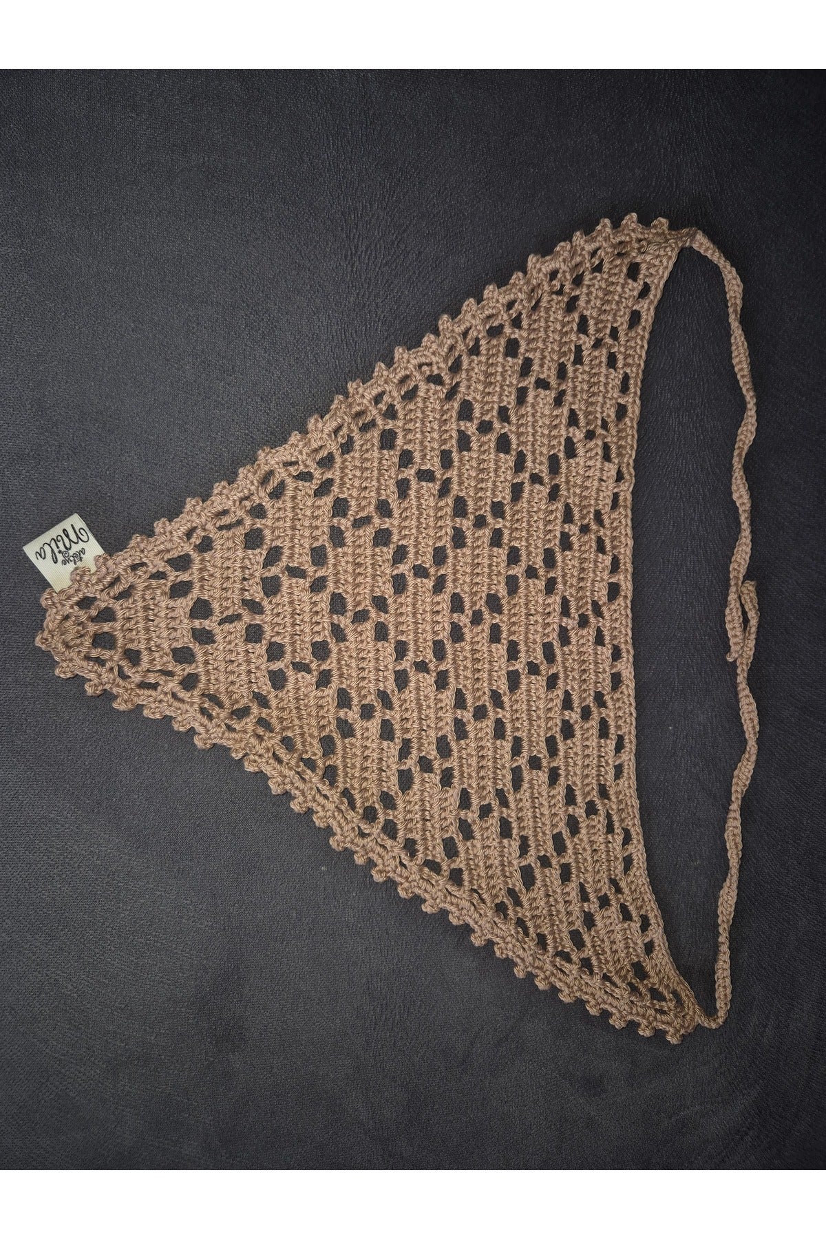 KAHVERENGİ KARE MODELLİ ÖRGÜ BANDANA