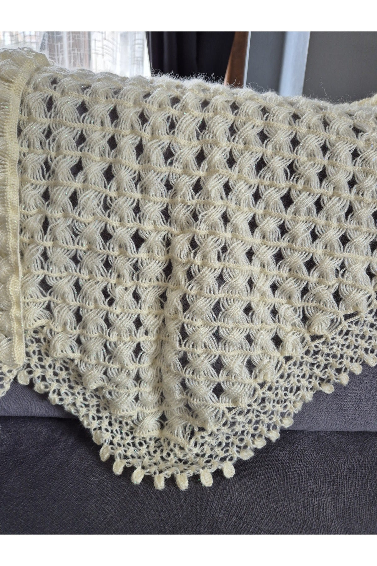 KREM RENGİ OKLAVA MODEL ÖRGÜ ŞAL