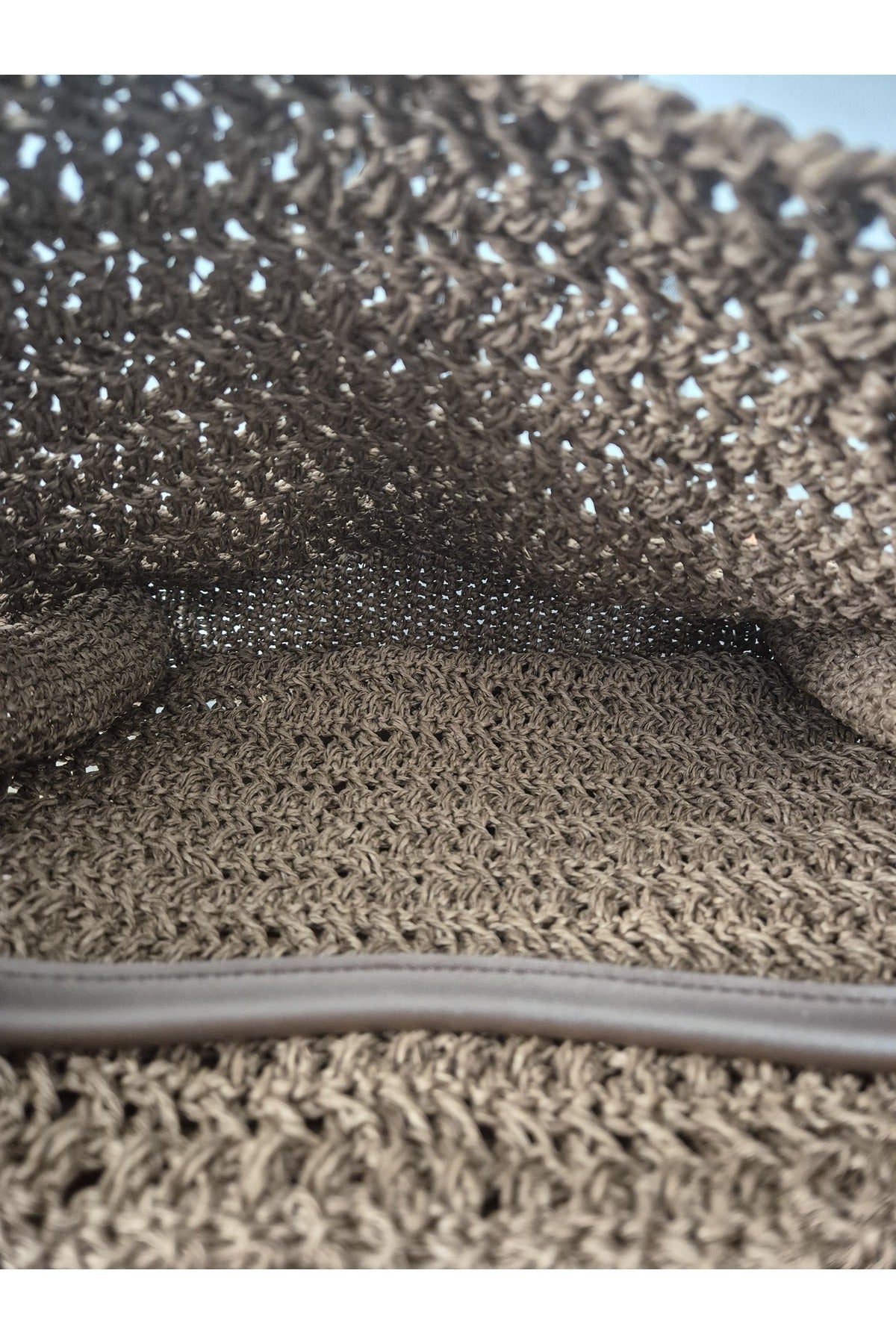 Kahverengi el örgüsü kağıt ip büyük omuz çantası