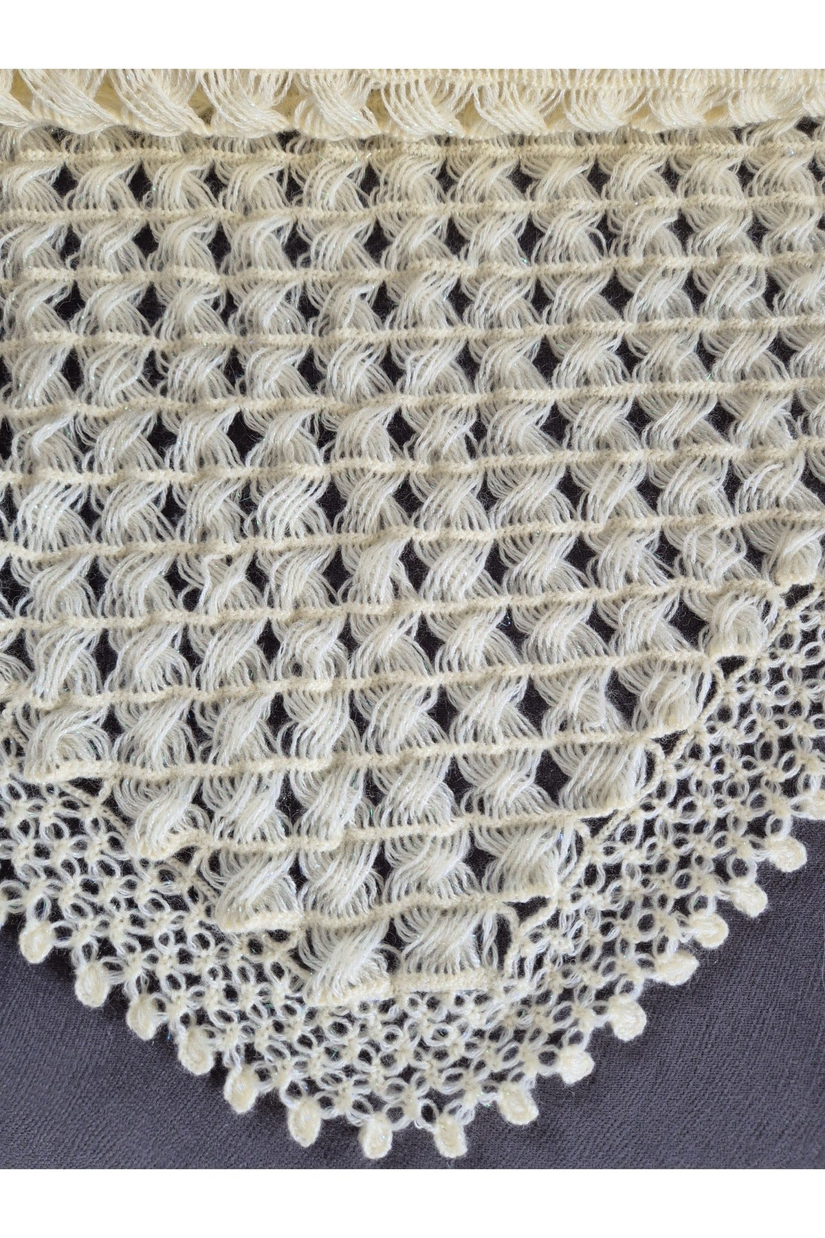 KREM RENGİ OKLAVA MODEL ÖRGÜ ŞAL