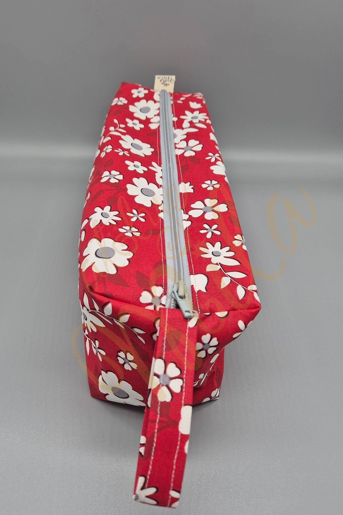 Kırmızı Beyaz Çiçekli XL Düzenleyici Çanta