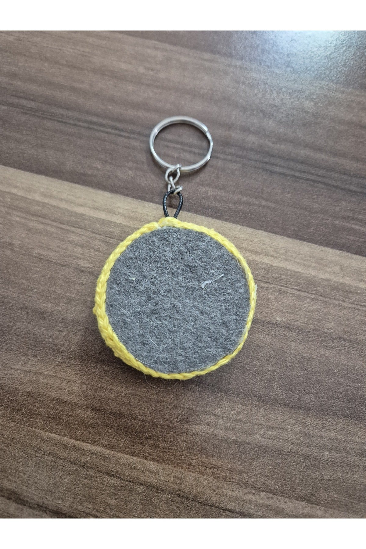 SARI GÜLEN YÜZ PUNCH ANAHTARLIK