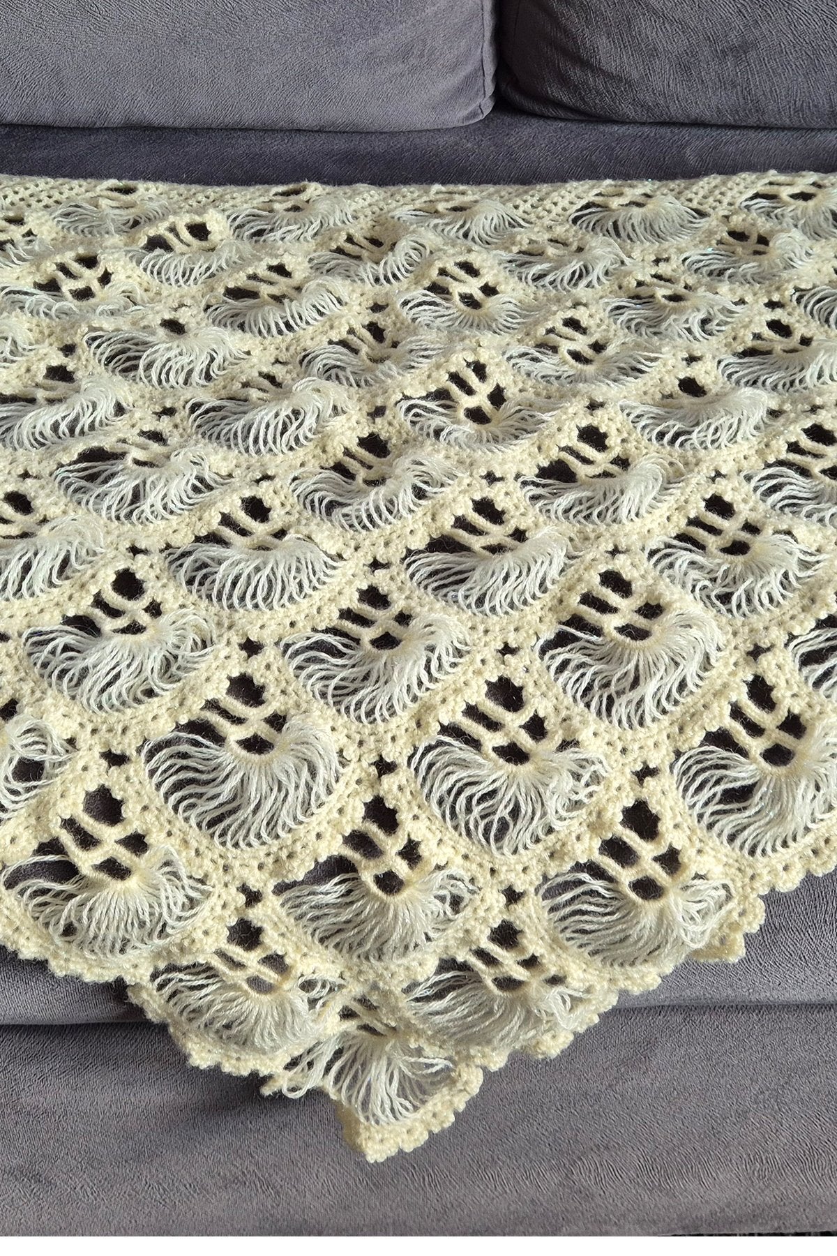 Krem Rengi Yelpaze Model Şal