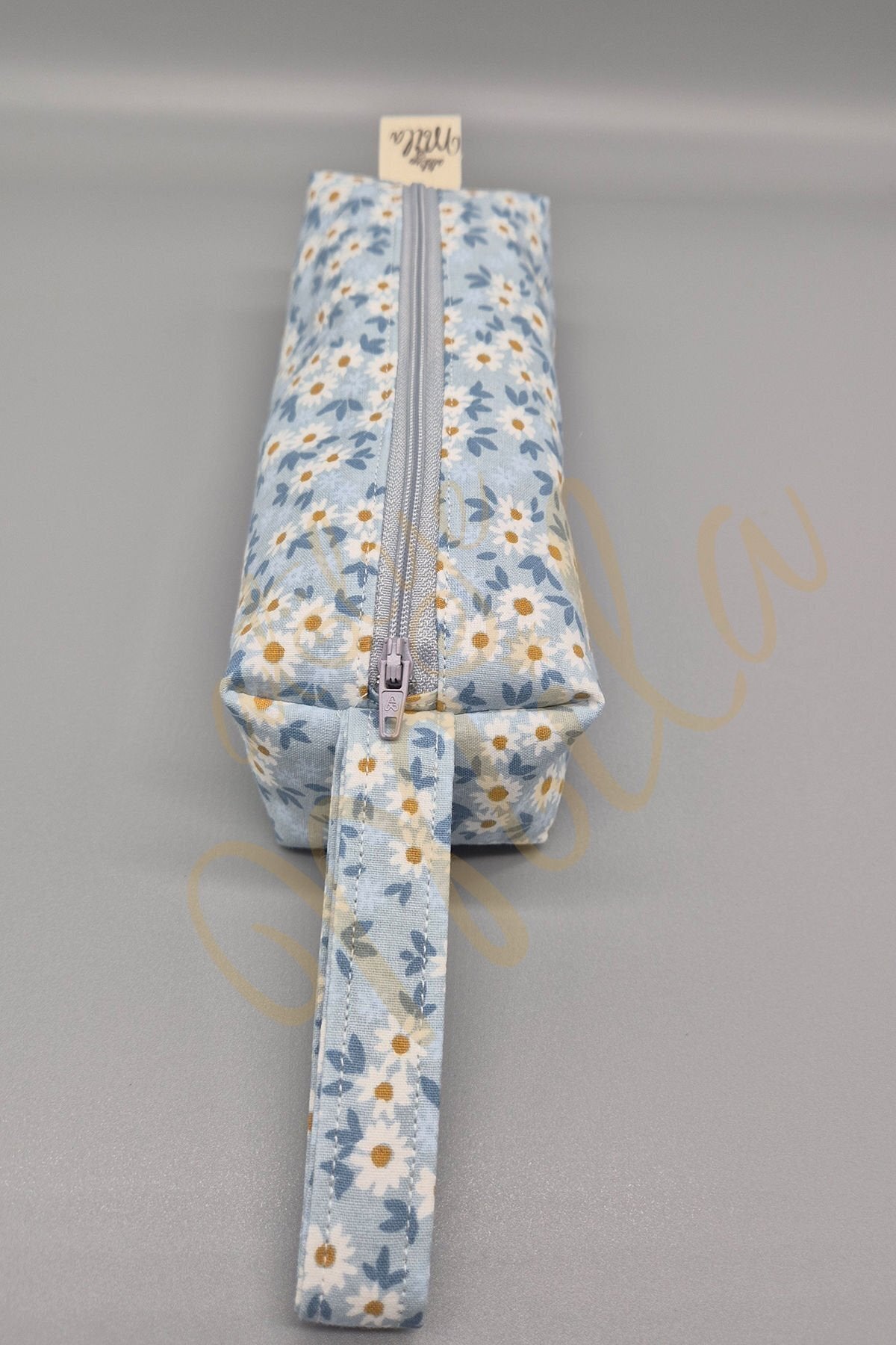 Mavi Minik Çiçekli Kalem Kutusu