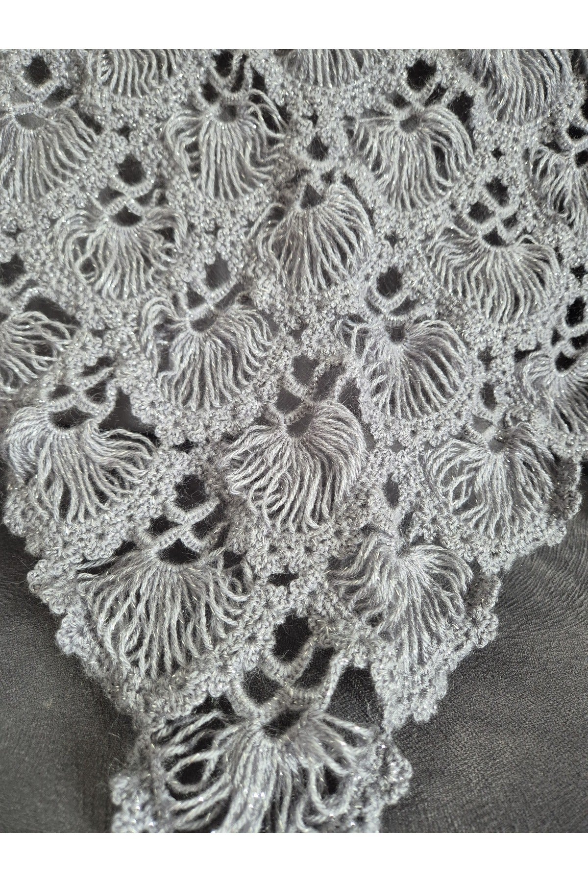 Gri Simli Yelpaze Model Örgü Şal