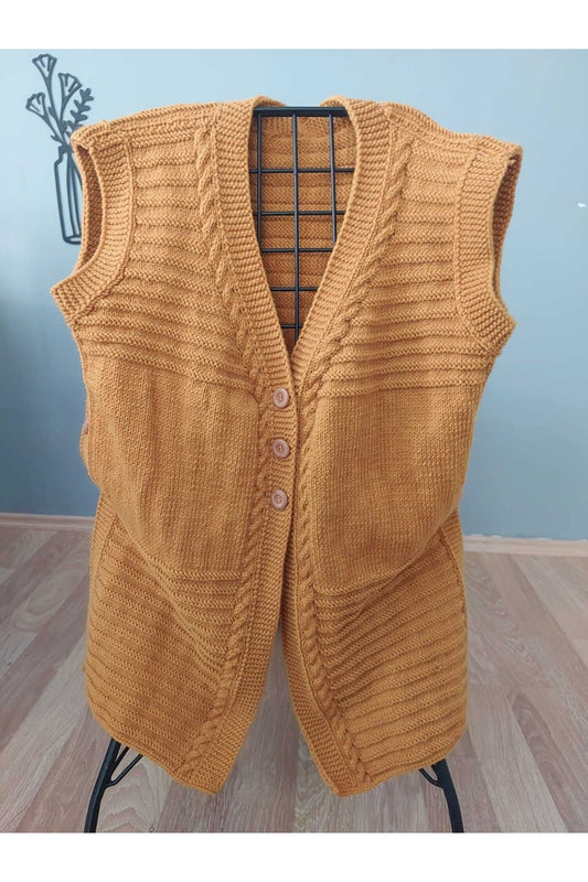Tarçın Rengi Örgü Anne Yeleği